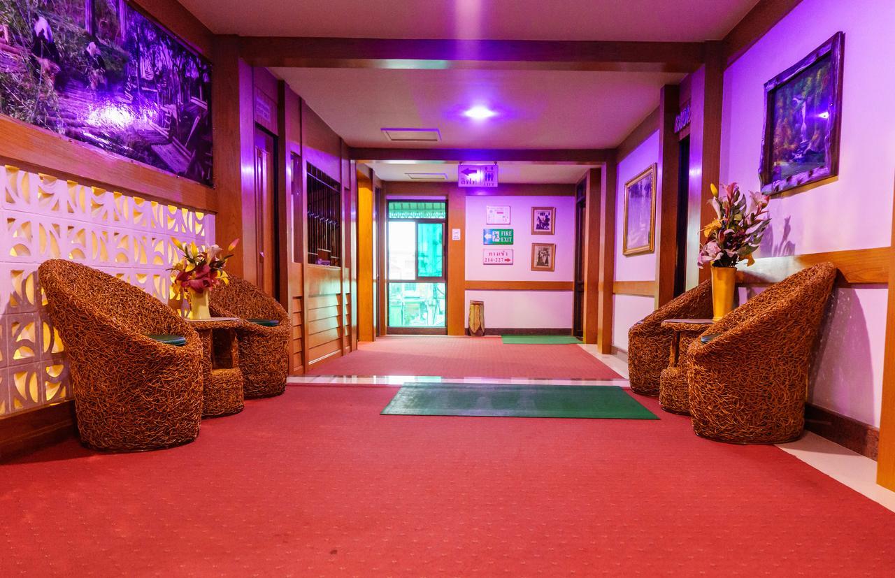 Siri Hotel Nakhonratchasima Eksteriør bilde