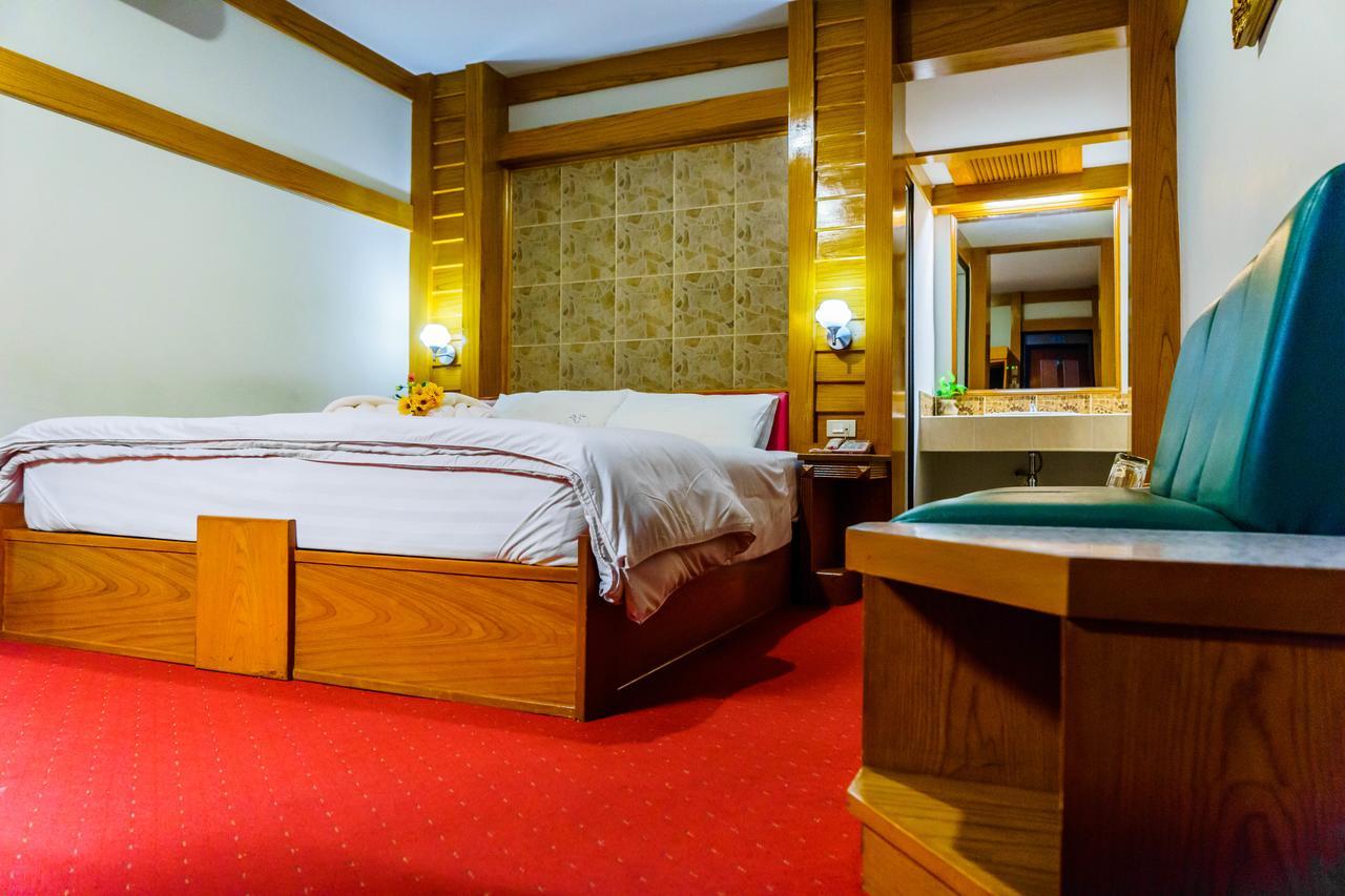Siri Hotel Nakhonratchasima Eksteriør bilde