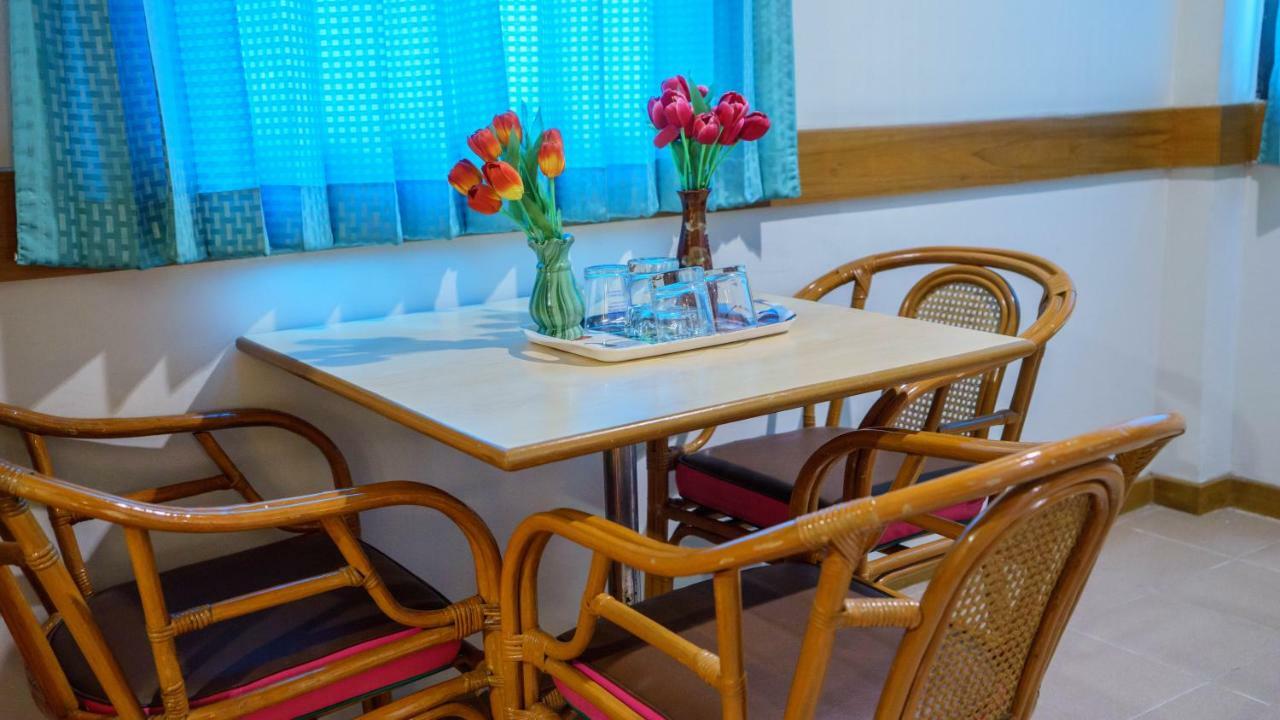 Siri Hotel Nakhonratchasima Eksteriør bilde